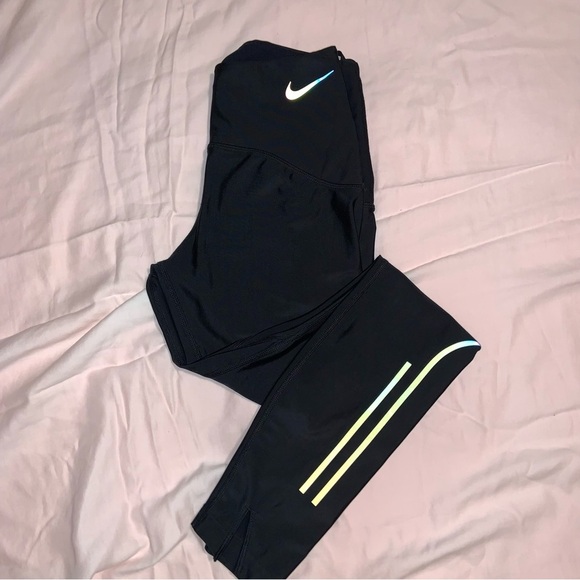 Nike Pants - NIKE WOMENS HOLOGRAM LEGGINGS Sz.Small